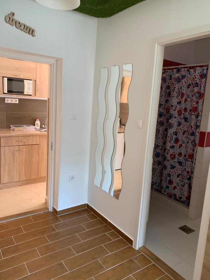 Armada Family Apartment Hajduszoboszlo Ngoại thất bức ảnh