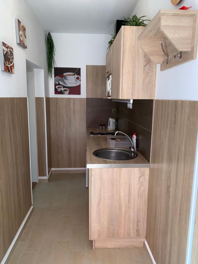 Armada Family Apartment Hajduszoboszlo Ngoại thất bức ảnh