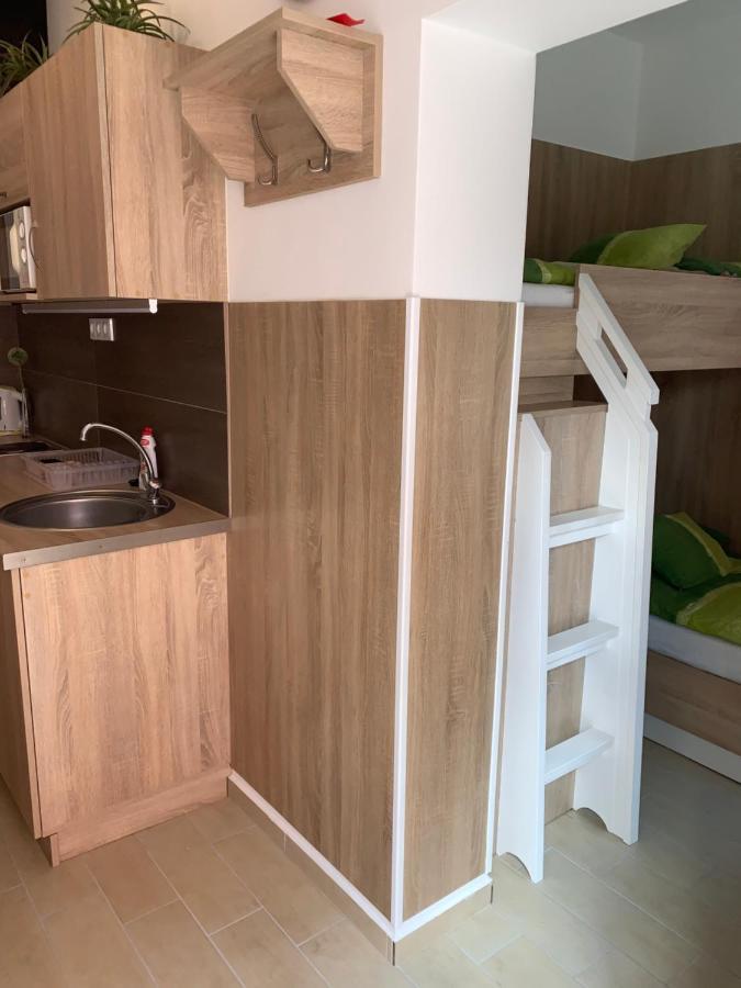 Armada Family Apartment Hajduszoboszlo Ngoại thất bức ảnh