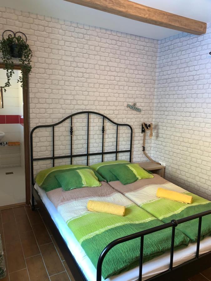 Armada Family Apartment Hajduszoboszlo Ngoại thất bức ảnh