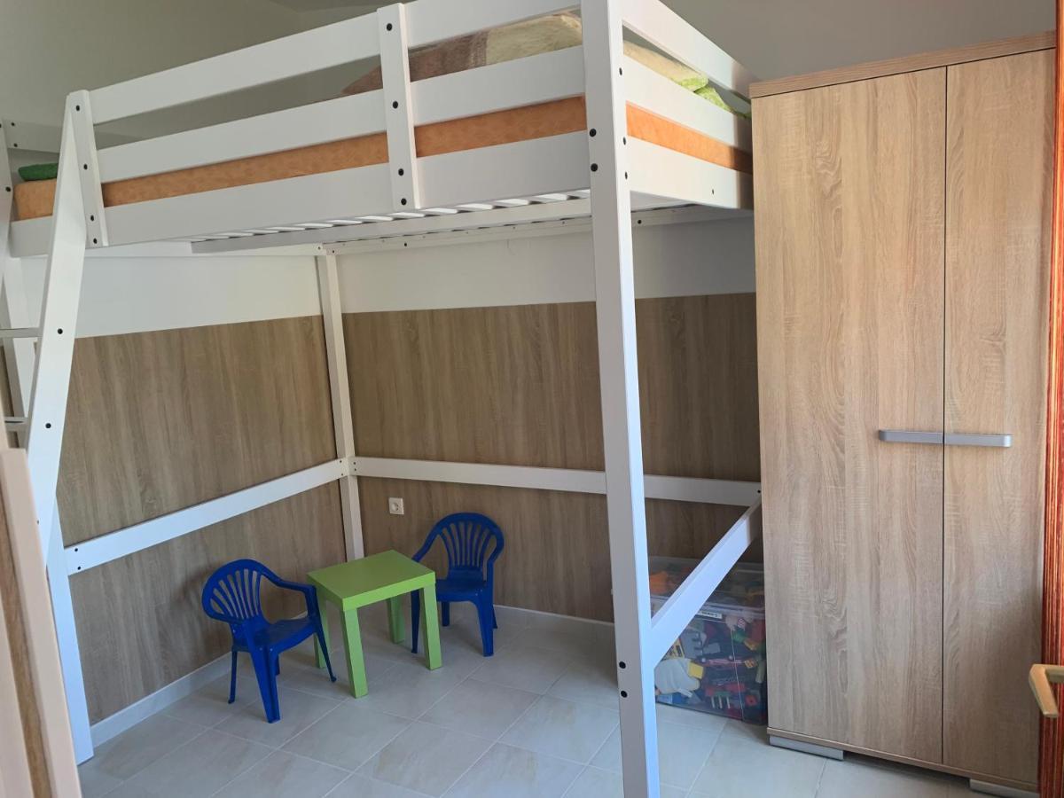 Armada Family Apartment Hajduszoboszlo Ngoại thất bức ảnh