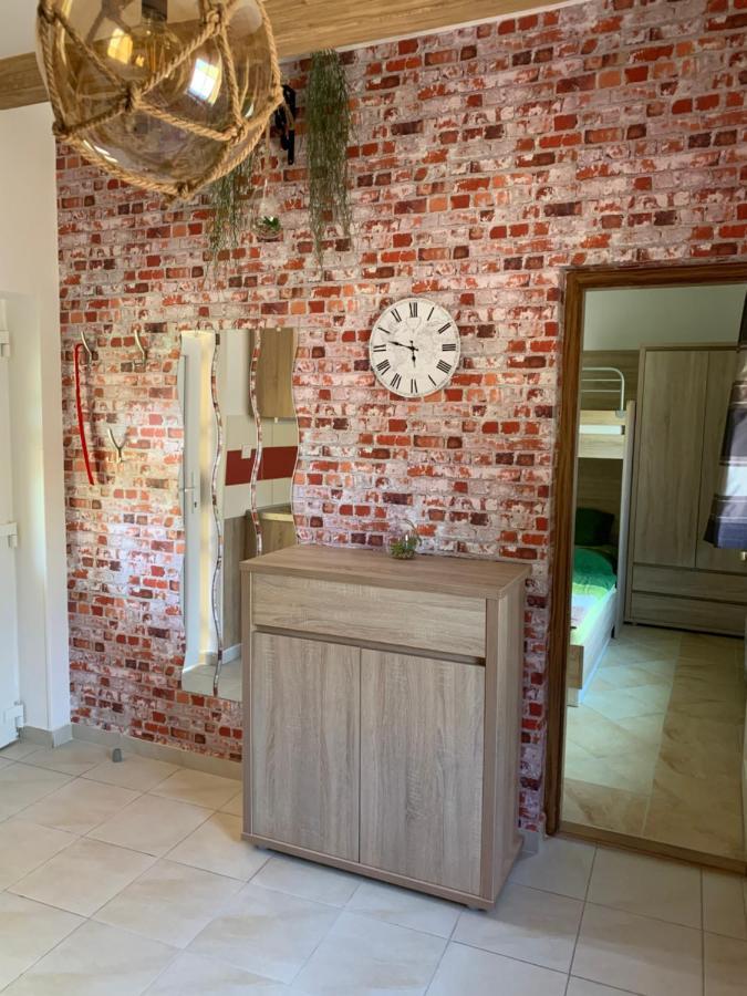 Armada Family Apartment Hajduszoboszlo Ngoại thất bức ảnh